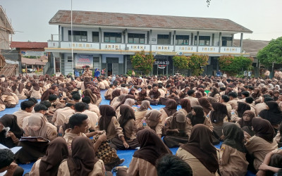 Sarapan Sehat dan Pemberian Tablet Penambah Darah